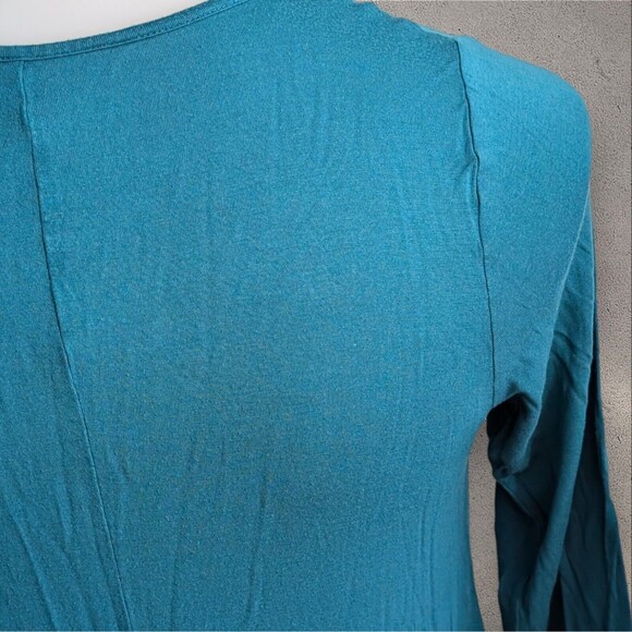 Simply Emma 3/4 Sleeve Green V-Neck Blouse Top - Picture 10 of 12